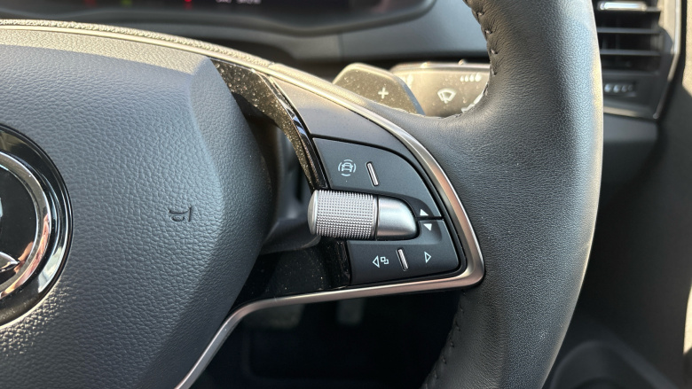 Skoda Karoq 1.5 TSI SE L 5dr DSG Petrol Estate